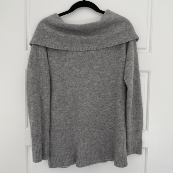 Theory Off-the-shoulder wool blend sweater - Picture 4 of 6